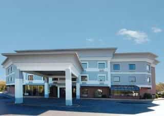 Comfort Suites
