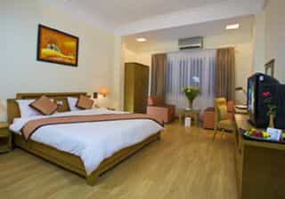 Cherry II Hotel