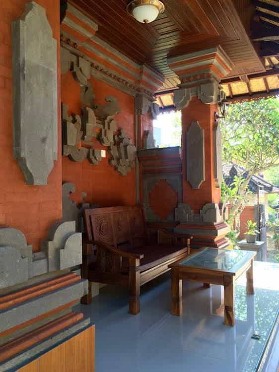Tude's Family Homestay