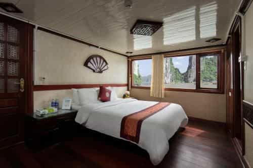Halong Fantasea Cruise