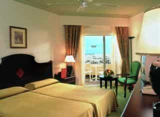 Riu Oliva Beach