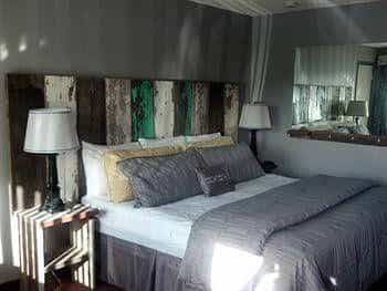 Vintage Block Inn & Suites