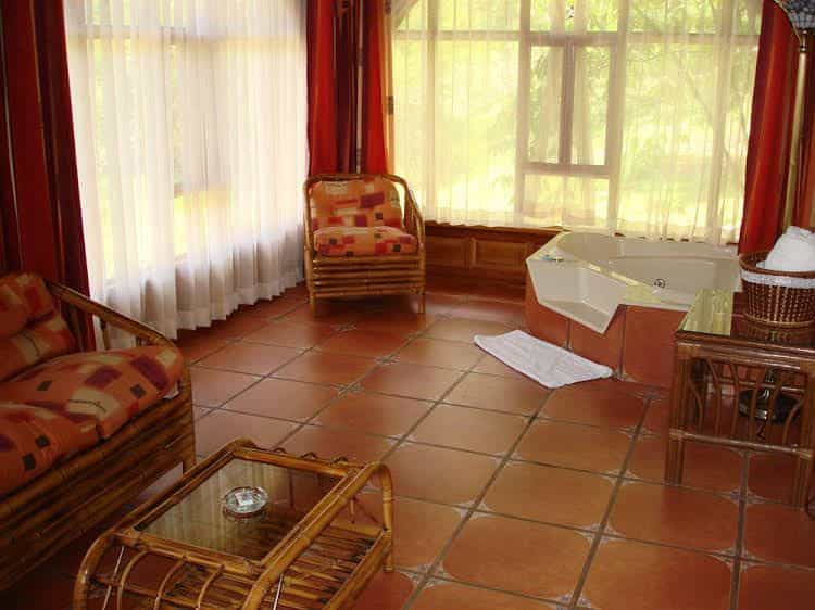 Hotel Rio Perlas