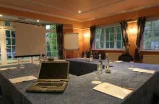 โรงแรมเฮิร์ทวูด โรงแรมเฮิร์ทวูด