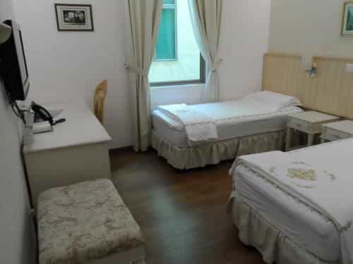 Jayleen 1918 Hotel