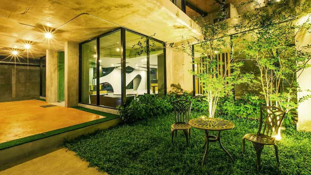 B2 Phuket Boutique & Budget Hotel B2 Phuket Boutique & Budget Hotel