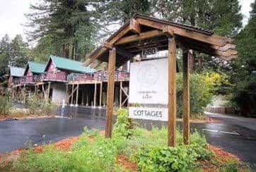 Creekside Inn & Resort