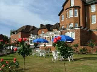 Walton Cottage Hotel and Suites