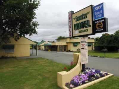 Commodore Court Motel