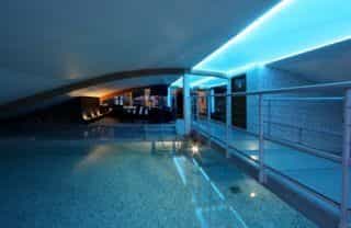 Goldstars Resort & Suites