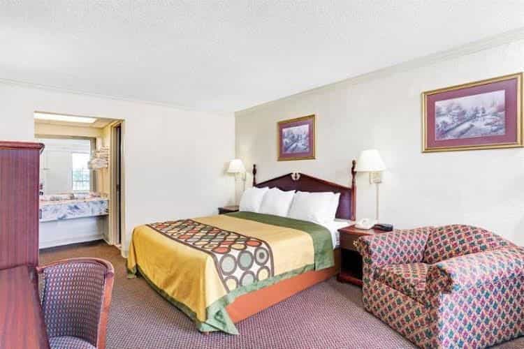 Super 8 Motel - Clarksville/Hwy 76