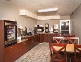 Super 8 Motel - Grand Island
