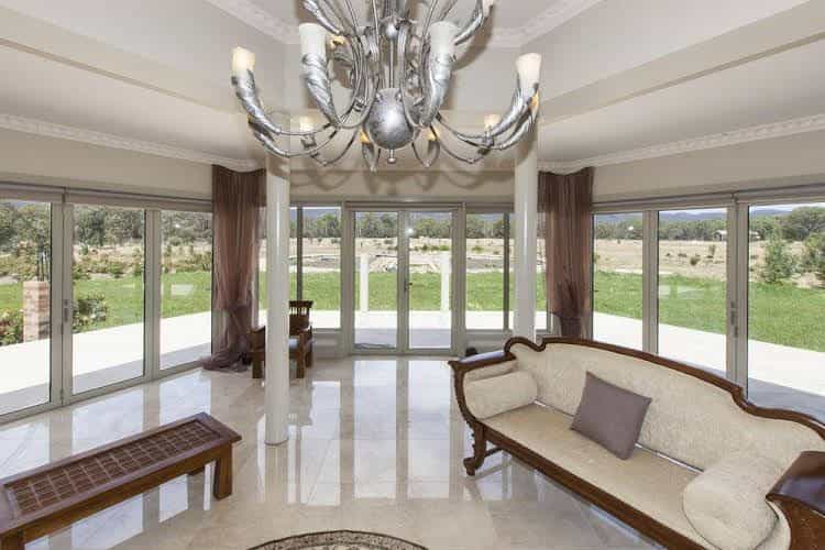 Aurora Manor Rooms