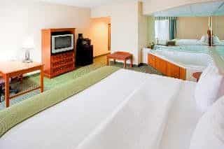 Holiday Inn Express Cambridge Holiday Inn Express Cambridge