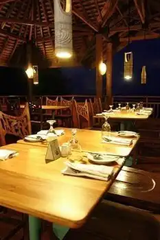 ฮาวาย รีสอร์ต แฟมิลี สวีท