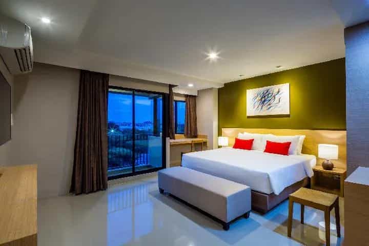 โรงแรม ลิโวเทล เกษตรนวมินทร์ กรุงเทพ
