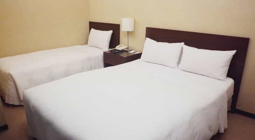 Paradise Hotel