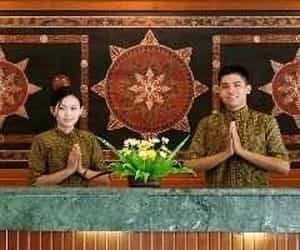 โรงแรมแกรนด์ เลกิ