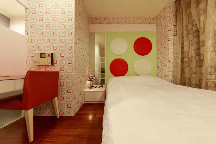 85 Traveler Holiday Service Apartment