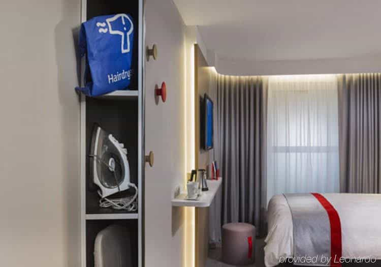 Holiday Inn Express Stockport By IHG