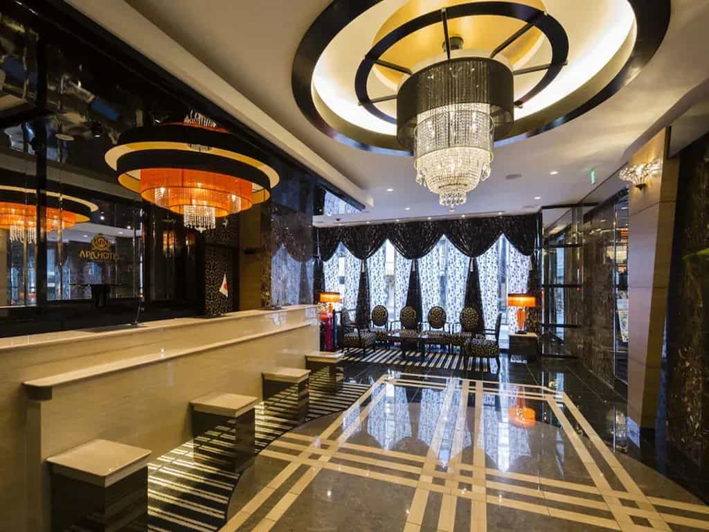 โรงแรมอาป้า ทีเคพี นิปโปริ เอคิเมะ