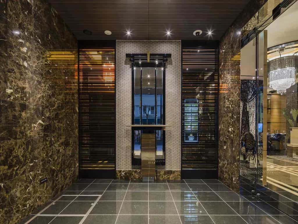 โรงแรมอาป้า ทีเคพี นิปโปริ เอคิเมะ