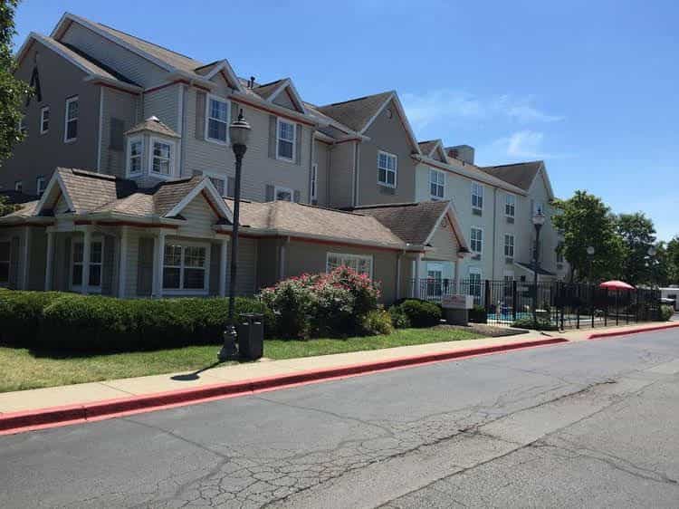 Hawthorn Suites by Wyndham Louisville North