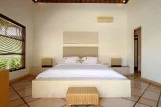 B Villa Pool