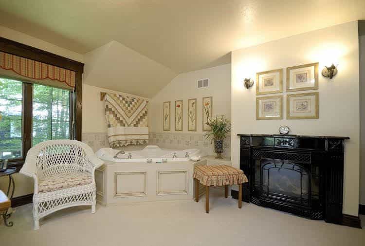 The Roost Bed and Breakfast