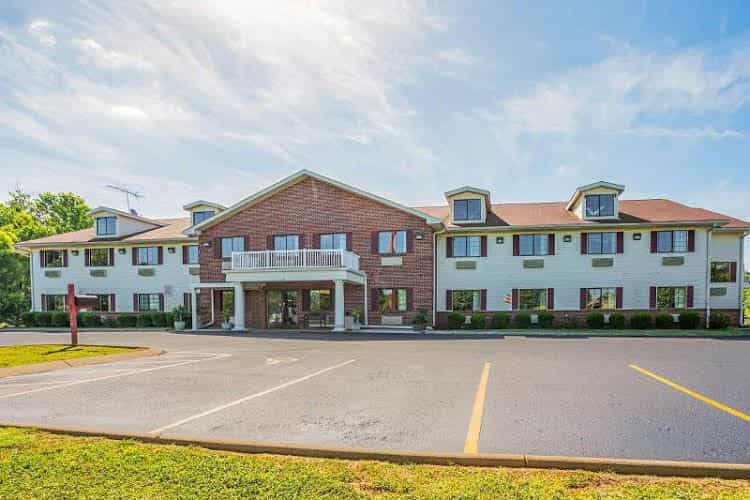 Econo Lodge Inn and Suites Ripley