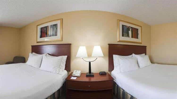 Holiday Inn Express and Suites Vadnais Heights