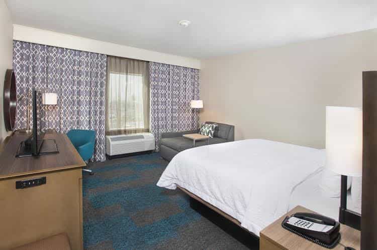 Hampton Inn & Suites LAX El Segundo