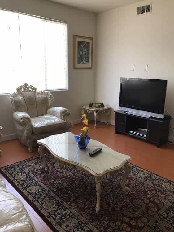Apartment In LA Near Beverly Hills