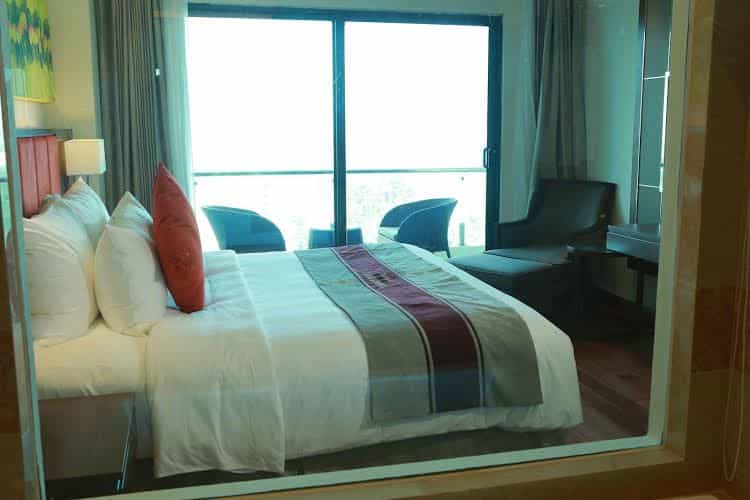 Summer Hotel