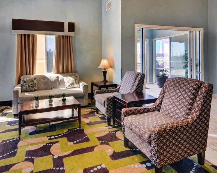 Quality Inn and Suites Terrell