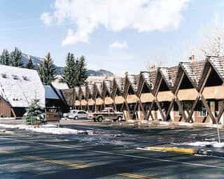 Chateau Rouge Lodge