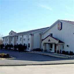 Country Hearth Inn And Suites Rocky Mount