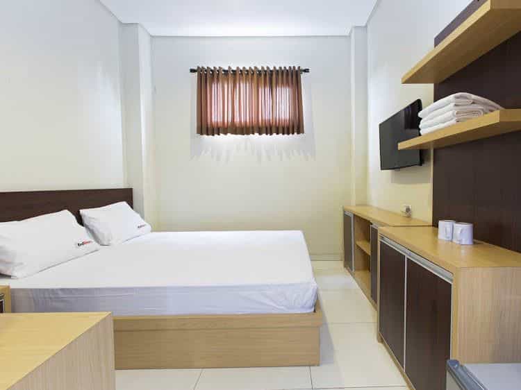 RedDoorz @ Taman Kebon Sirih RedDoorz @ Taman Kebon Sirih