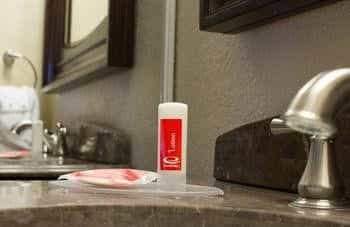 Econo Lodge Inn and Suites Joplin