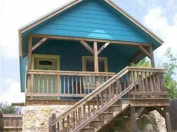 Blanco Riverside Cottages and RV