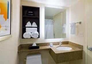 Fairfield Inn and Suites Paramus