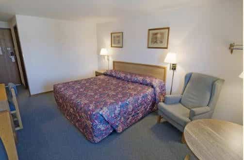 Knights Inn McPherson