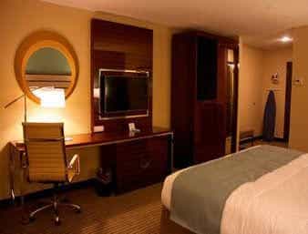 Baymont Inn and Suites Copley Akron
