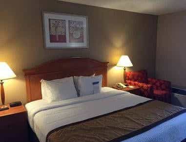 Baymont Inn and Suites Auburn Hills