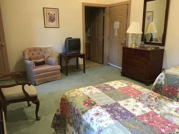Oak Valley Inn and Suites