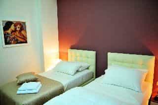 Golden City Hotel