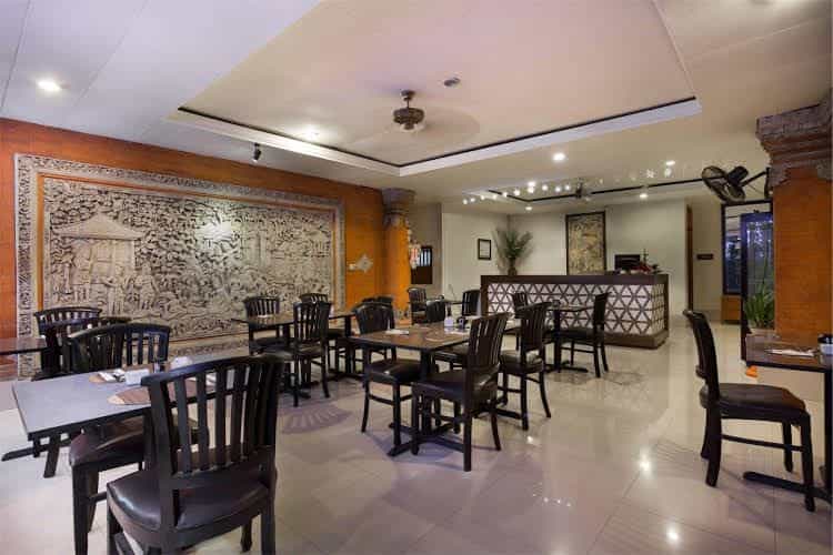 RedDoorz near Seminyak Beach