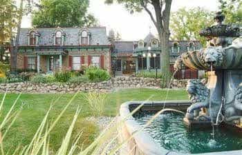 Cobblestone Manor