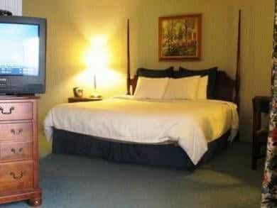 The Quaker Square Inn at the University of Akron