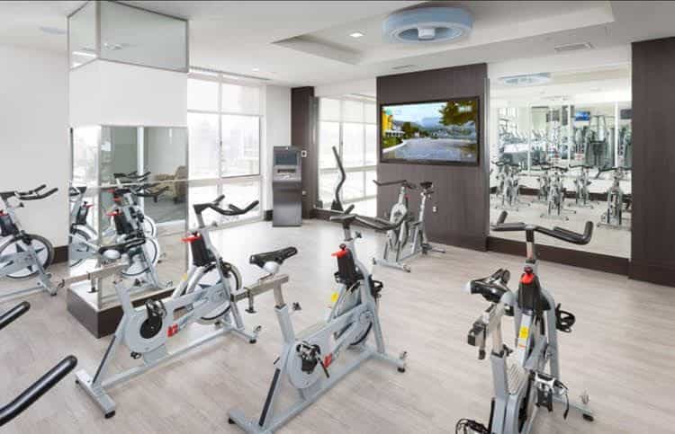 Global Luxury Apartments at Reston Town Center